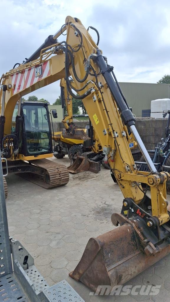 CAT 313GC Lánctalpas kotrók