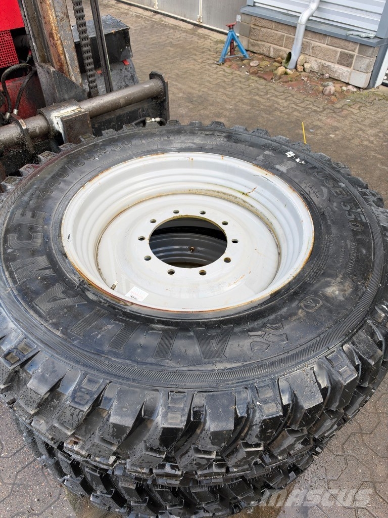 Klackdäck med fälg Alliance 440/80R30 & 650/65R38 Gume, točkovi i felne