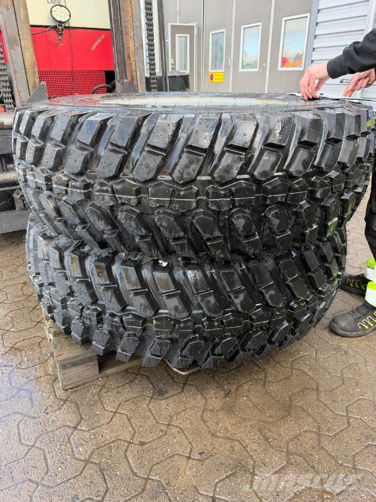 Klackdäck med fälg Alliance 440/80R30 & 650/65R38 Gume, točkovi i felne