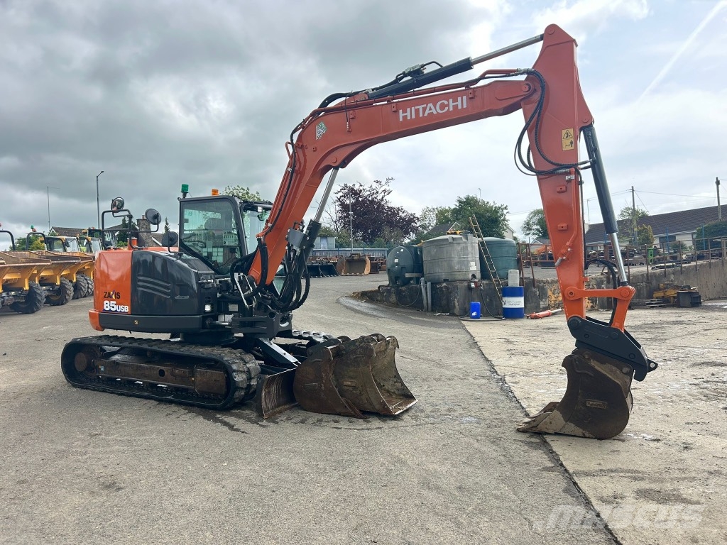 Hitachi ZX85 USBR-6 Midi bageri 7t – 12t