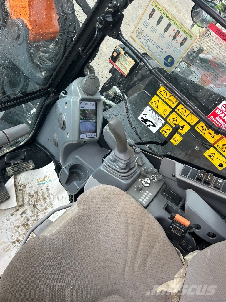 Hitachi ZX85 USBR-6 Midi bageri 7t – 12t