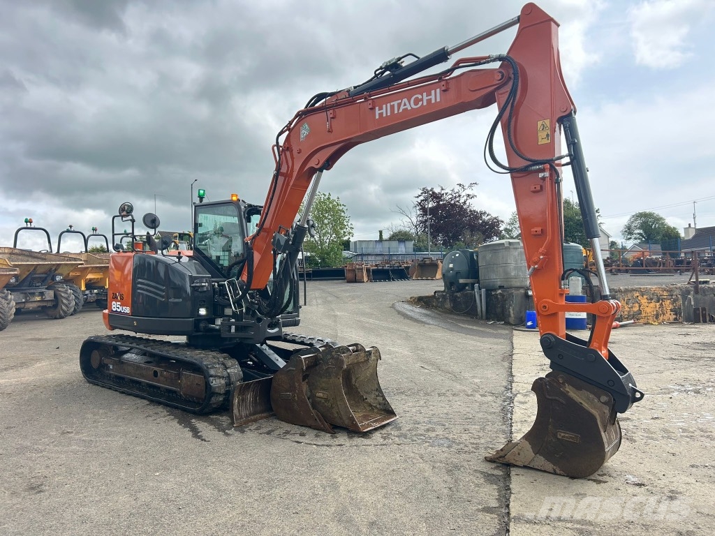 Hitachi ZX85 USBR-6 Midi bageri 7t – 12t