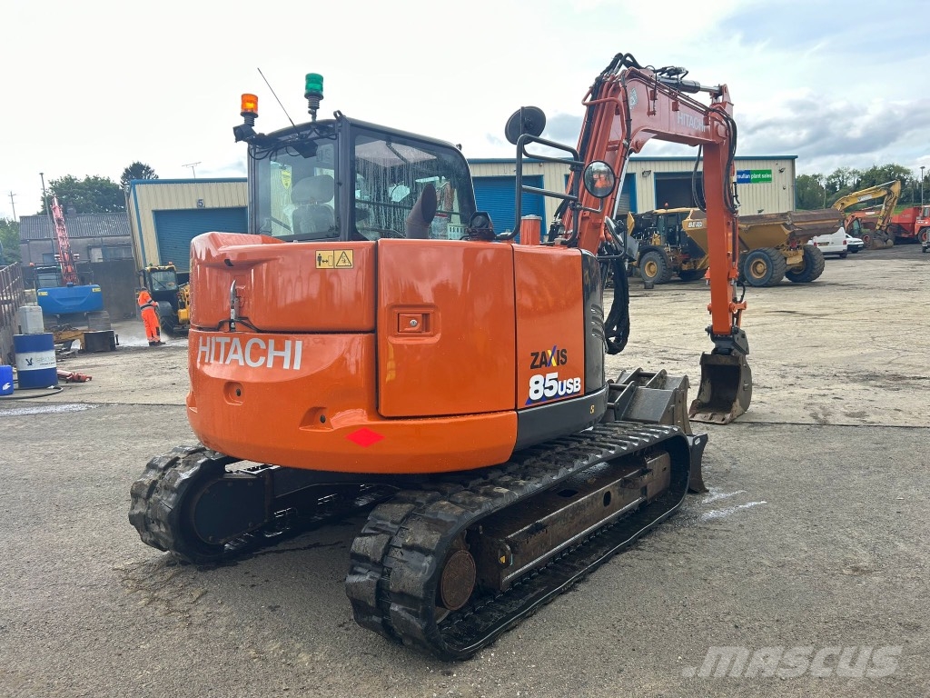 Hitachi ZX85 USBR-6 Midi bageri 7t – 12t