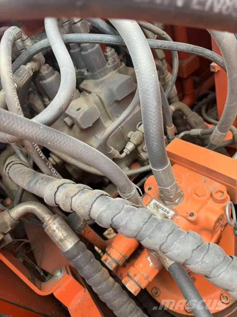 斗山D DX150 履帶式 挖土機/掘鑿機/挖掘機