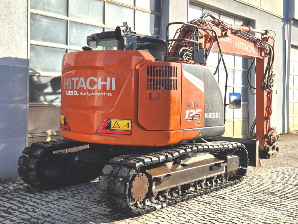 Hitachi ZX 135 US-7 Εκσκαφείς με ερπύστριες