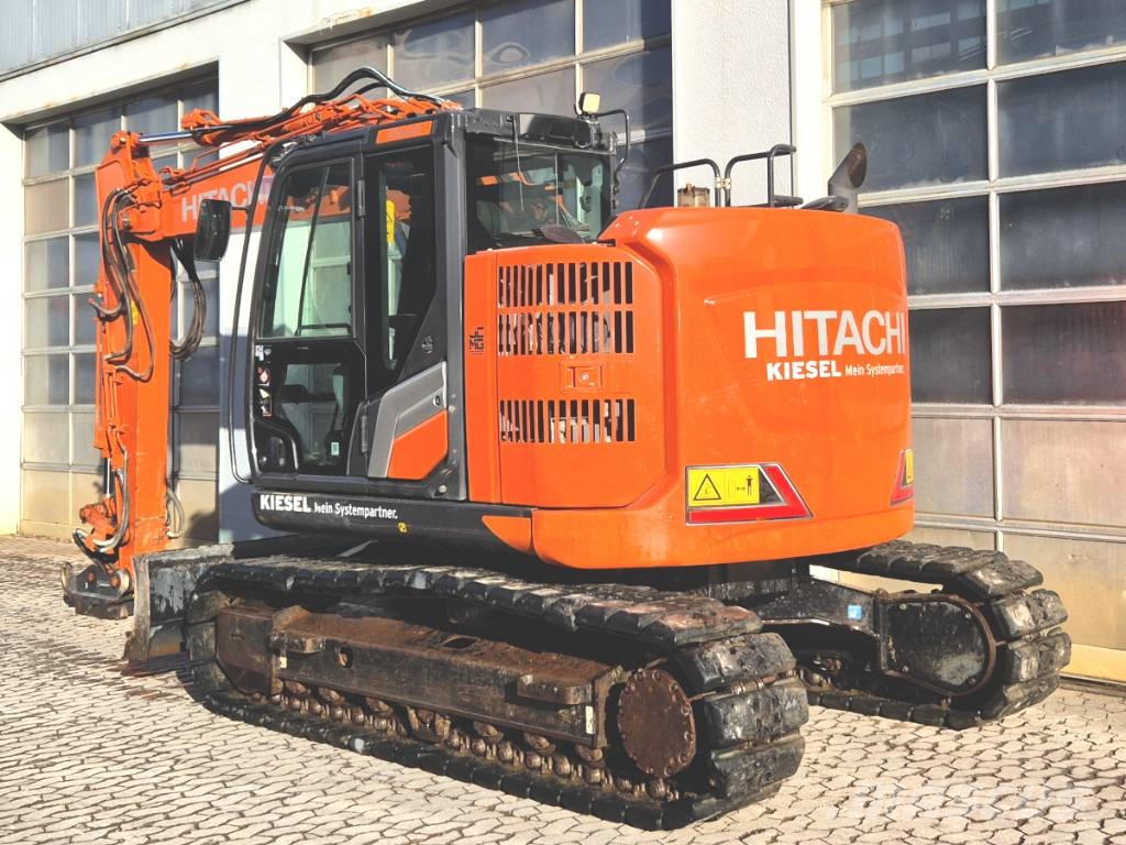 Hitachi ZX 135 US-7 Εκσκαφείς με ερπύστριες