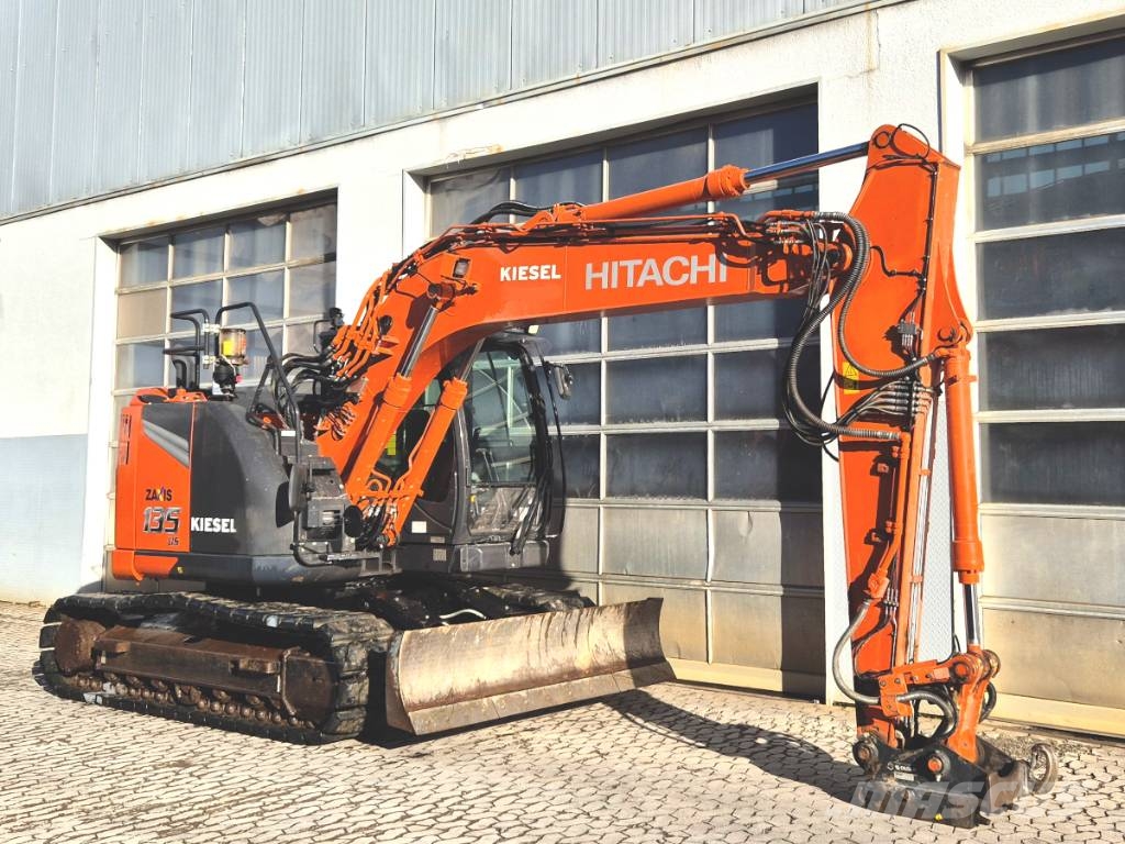 Hitachi ZX 135 US-7 Εκσκαφείς με ερπύστριες