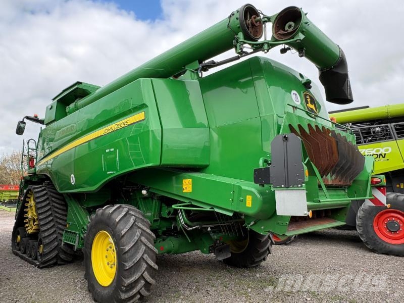 John Deere T 670 i RT Mietitrebbiatrici