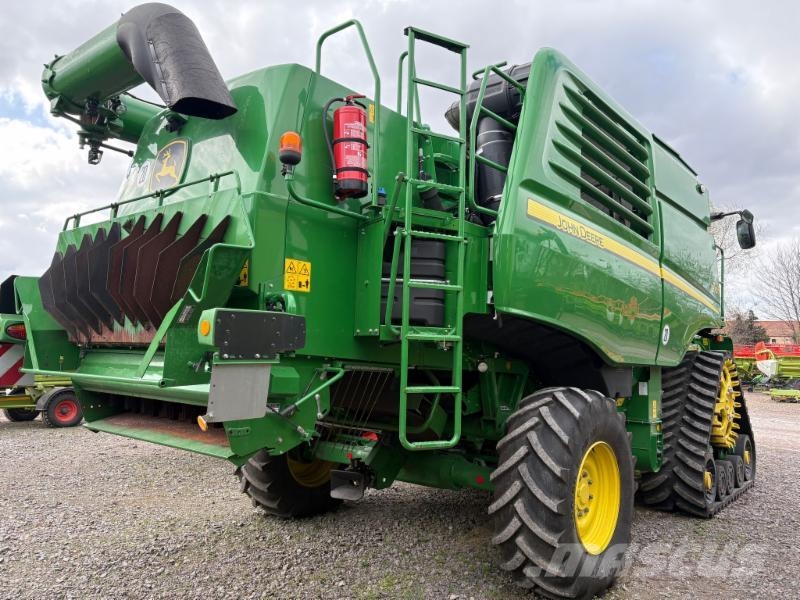 John Deere T 670 i RT Mietitrebbiatrici