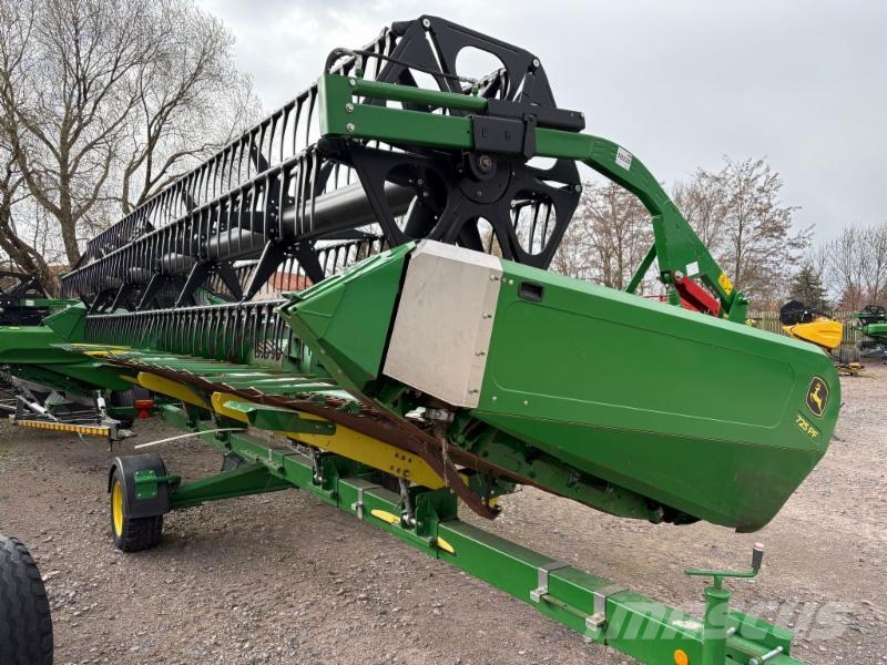 John Deere T 670 i RT Mietitrebbiatrici