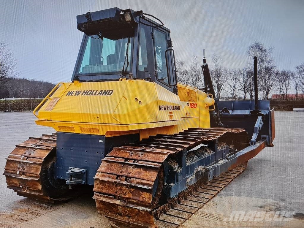 New Holland D 180 Spycharki gąsienicowe
