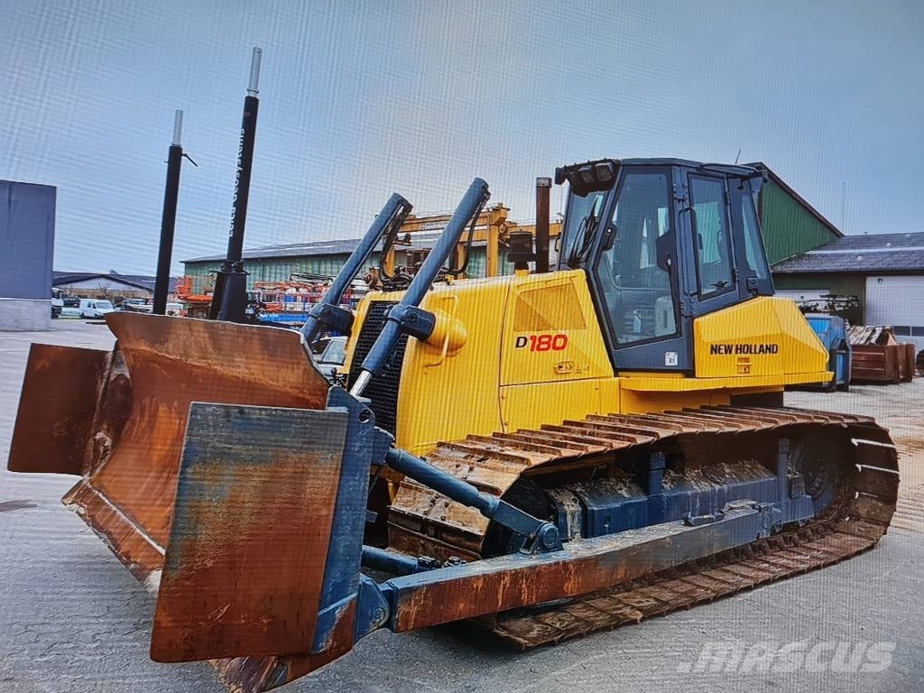 New Holland D 180 Spycharki gąsienicowe