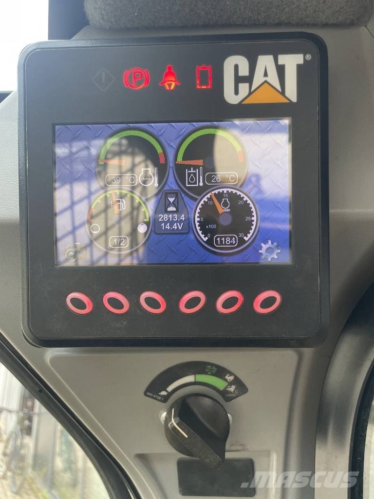 CAT 236D Minilæsser - skridstyret