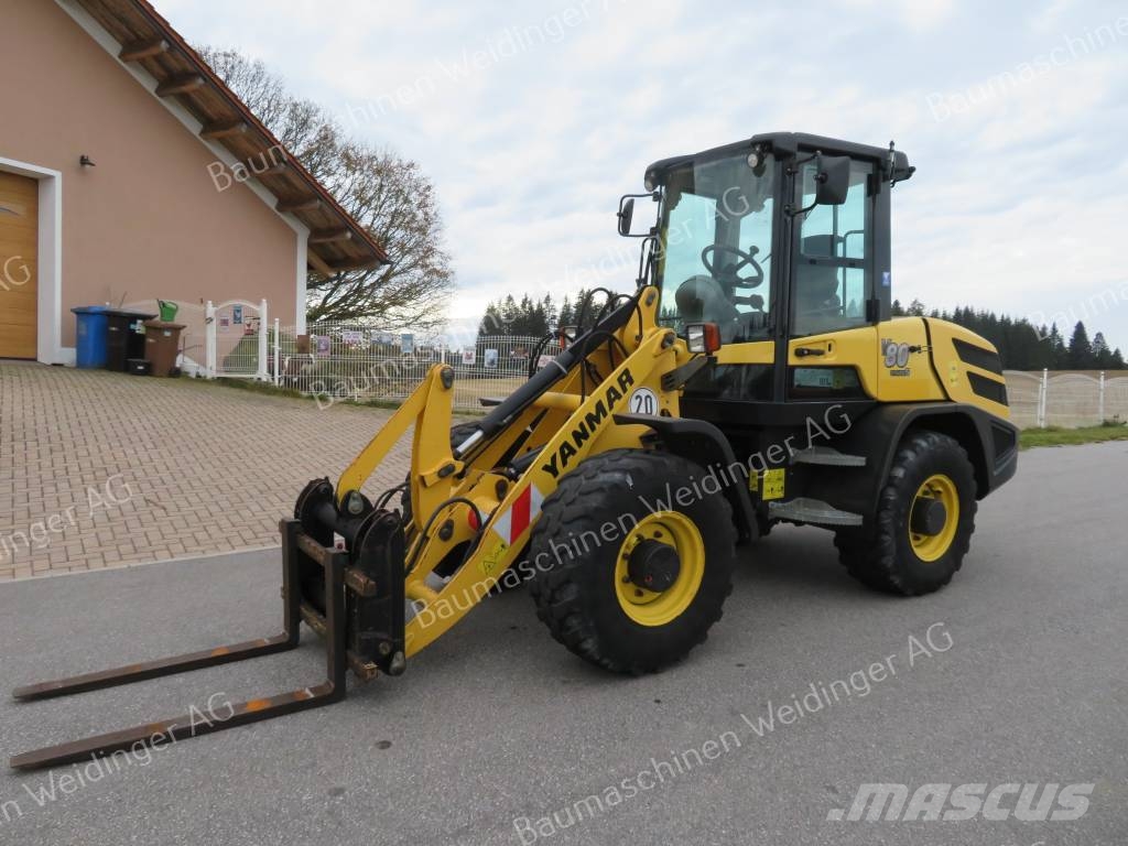 Yanmar V 80 Iekrāvēji uz riteņiem