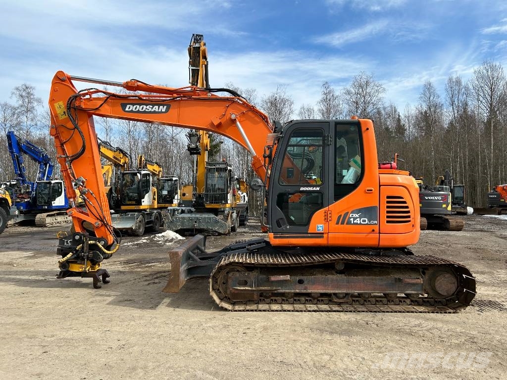 Doosan DX 140 LCR-3 Εκσκαφείς με ερπύστριες