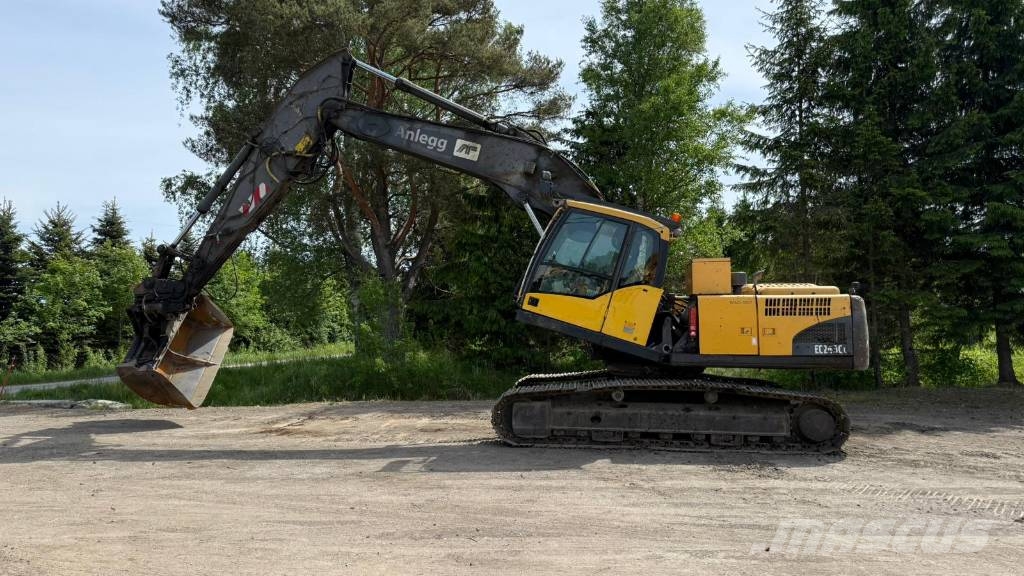 Volvo EC 240 C L Escavadoras de rastos