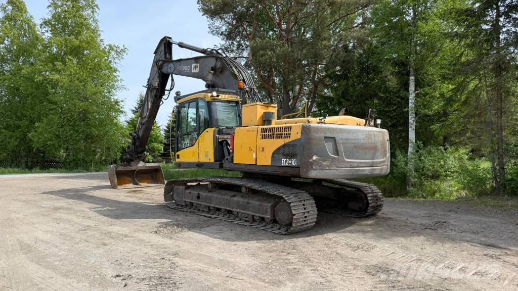 Volvo EC 240 C L Escavadoras de rastos