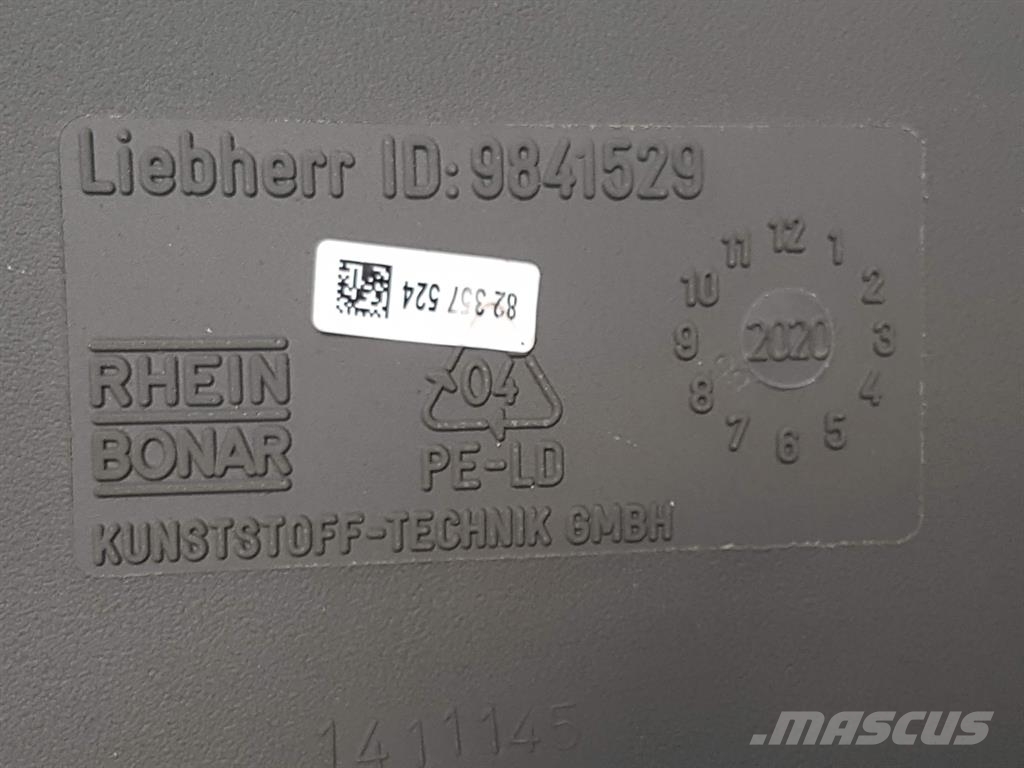 Liebherr L544-9841529-Mud guard/Kotfluegel/Spatbord Chasís