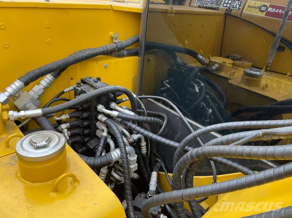 Komatsu PC 70 Escavatori cingolati