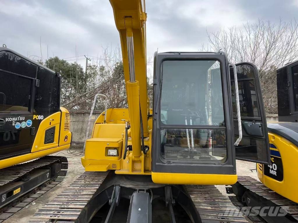 Komatsu PC 70 Escavatori cingolati
