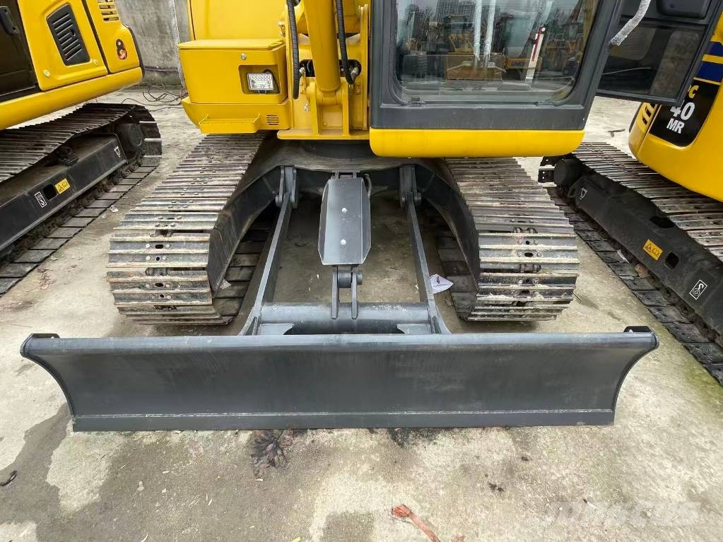 Komatsu PC 70 Escavatori cingolati