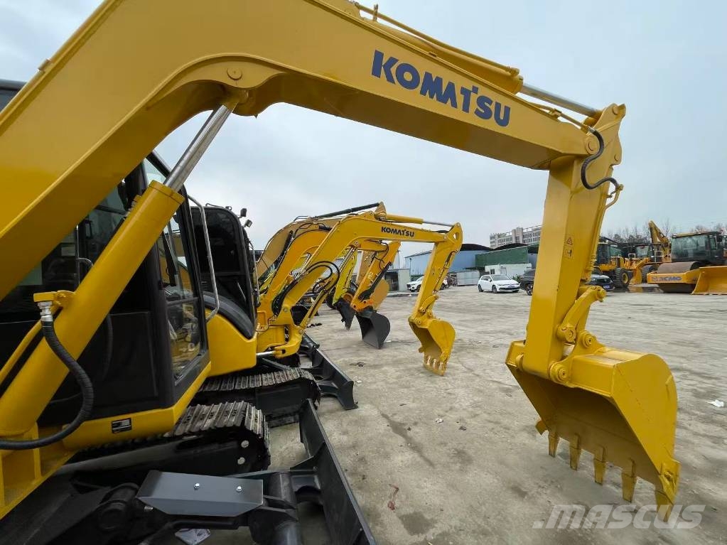 Komatsu PC 70 Escavatori cingolati