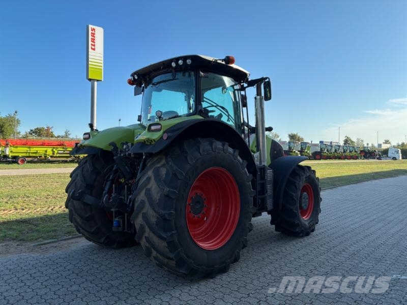 CLAAS AXION 830 CMATIC CEBIS Tractoren