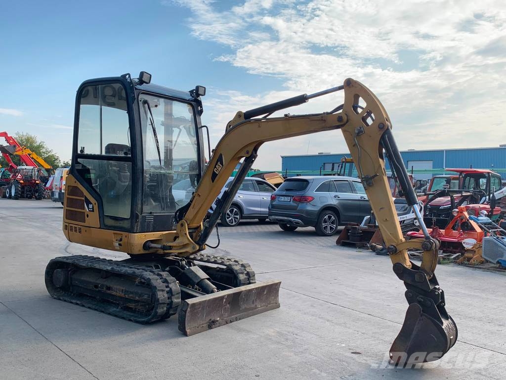 CAT 302.4 D Miniexcavadoras