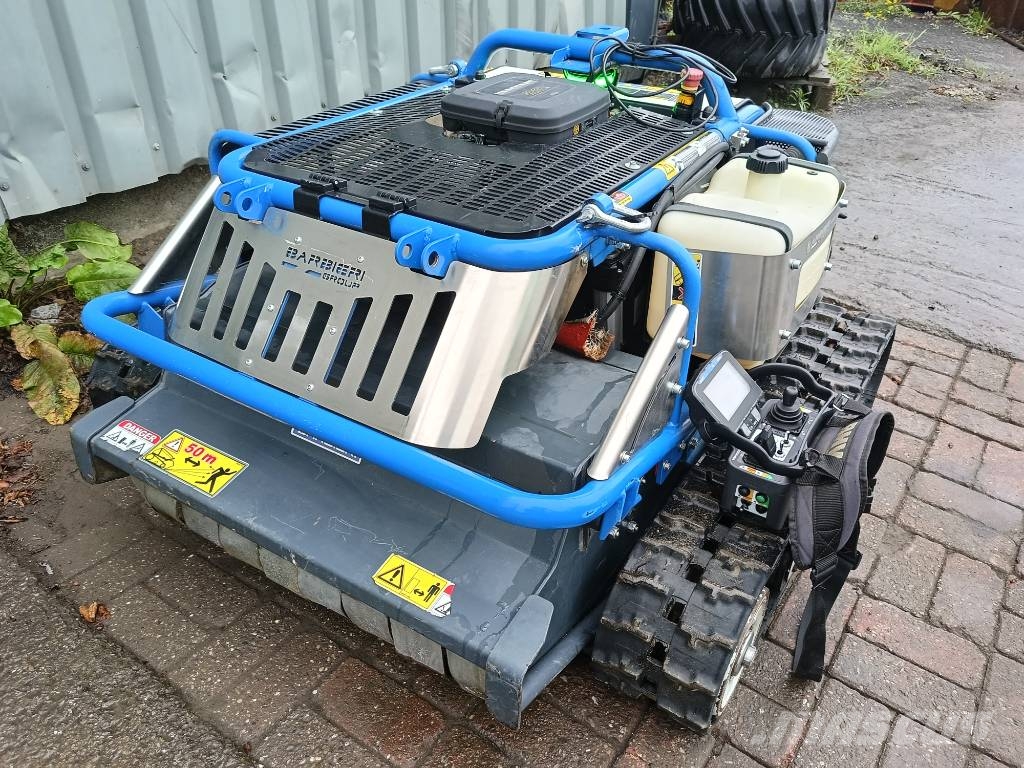 Barbieri X-flail EVO robot remote mower maaier flail klepel Robotormäher