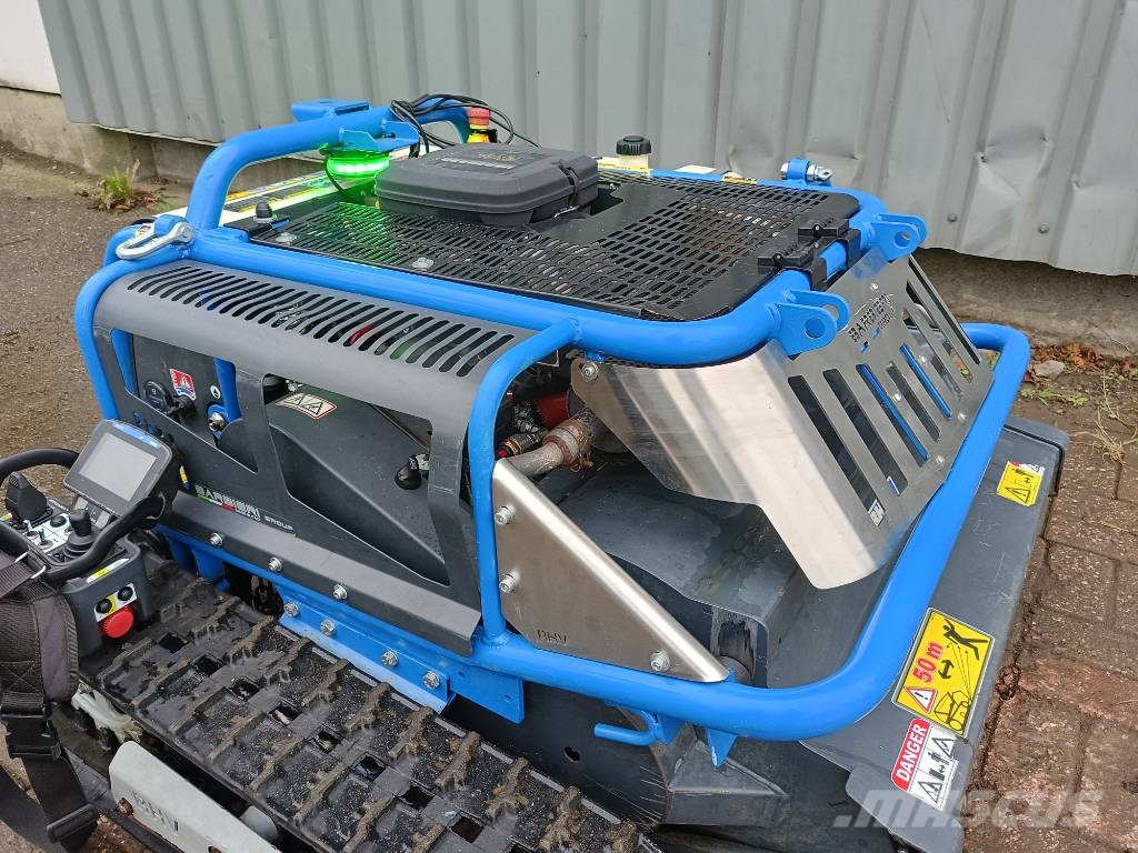 Barbieri X-flail EVO robot remote mower maaier flail klepel Robotormäher