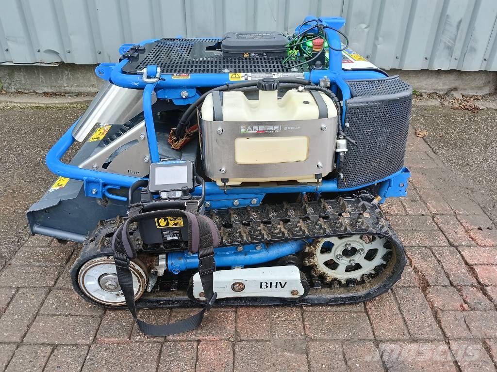 Barbieri X-flail EVO robot remote mower maaier flail klepel Robotormäher