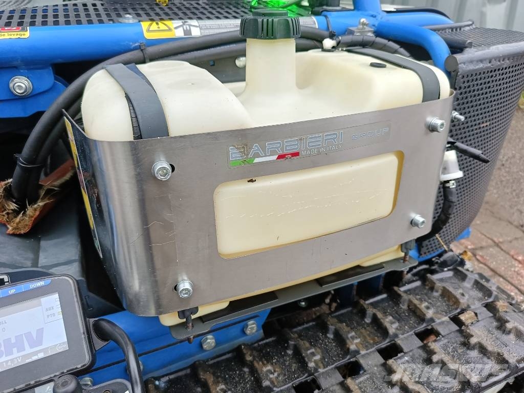 Barbieri X-flail EVO robot remote mower maaier flail klepel Robotormäher