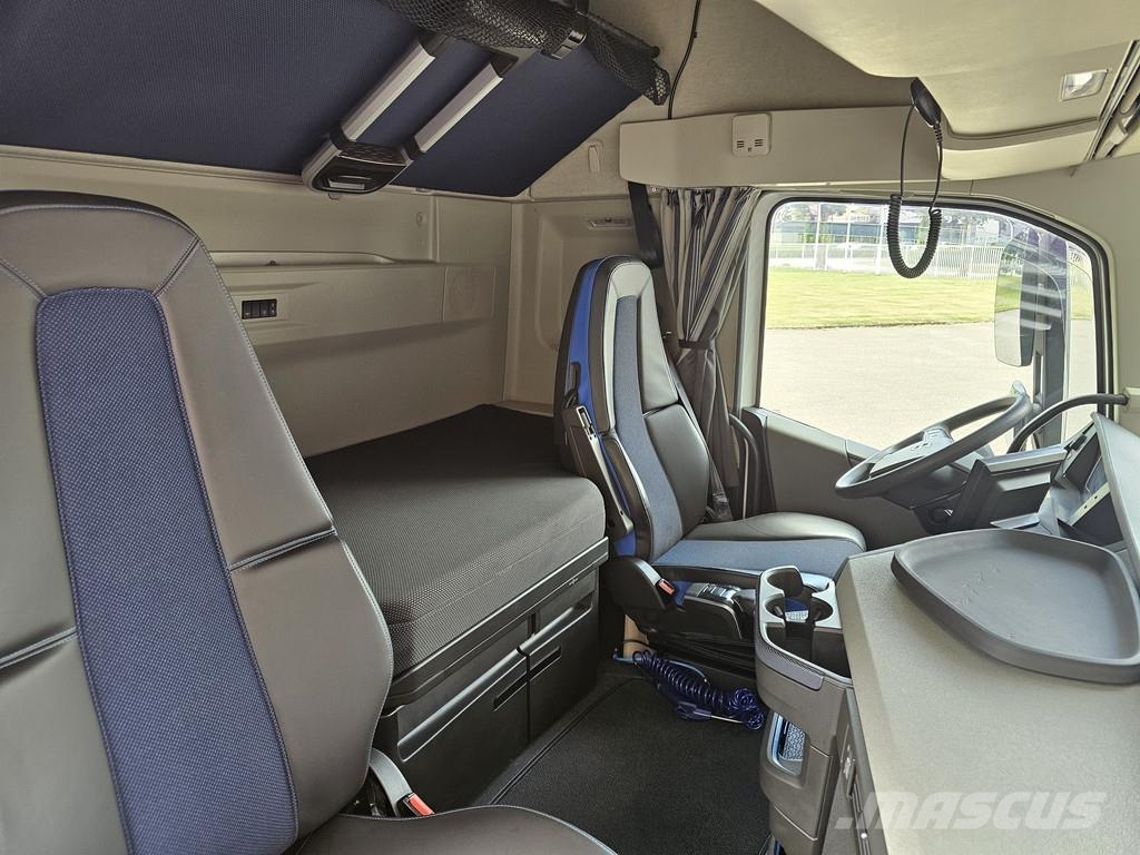Volvo FH 460 8x2 PALFINGER PK100002 / JIB - LIER / TREKK Camiones grúa