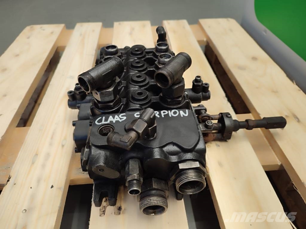CLAAS Scorpion  Hydraulic distributor HDS34 51076381 Hydraulics