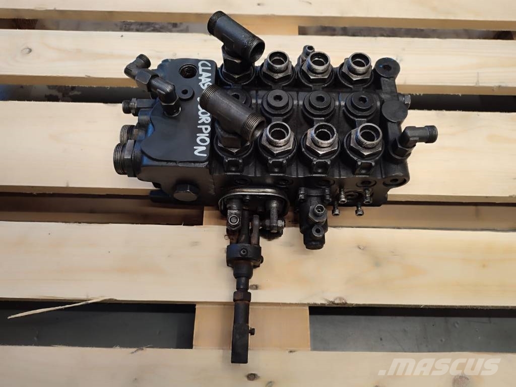 CLAAS Scorpion  Hydraulic distributor HDS34 51076381 Hydraulics