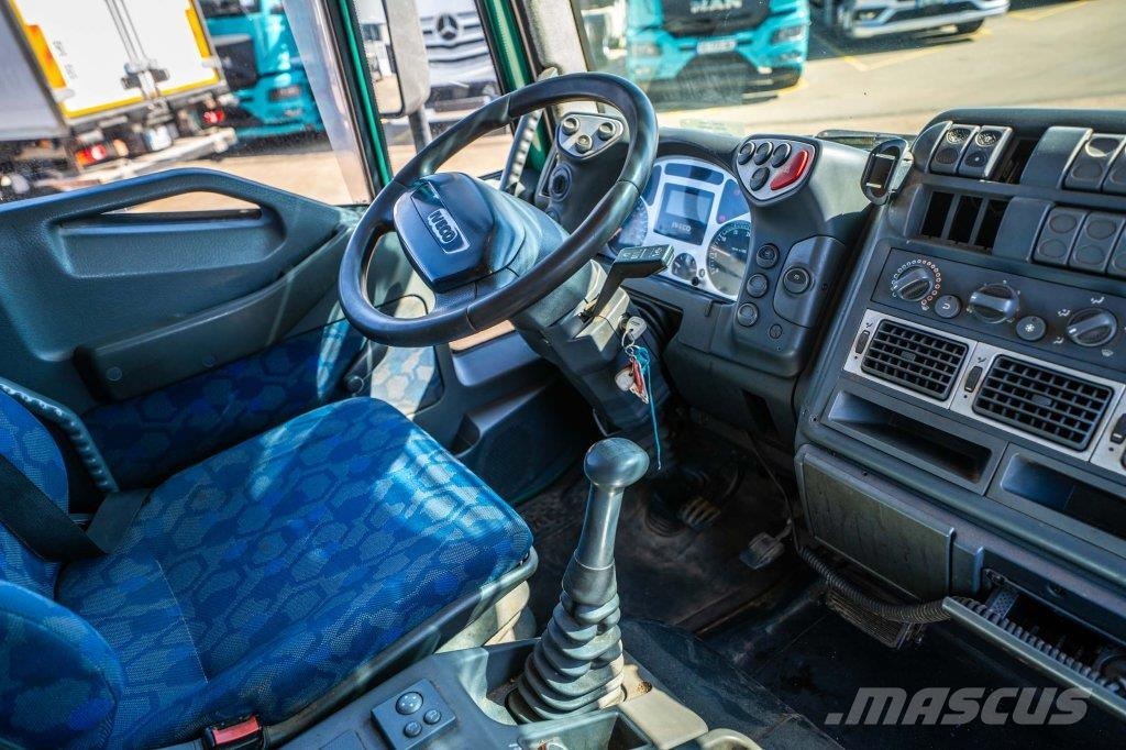 Iveco EUROCARGO 120E18 Camion cassonati