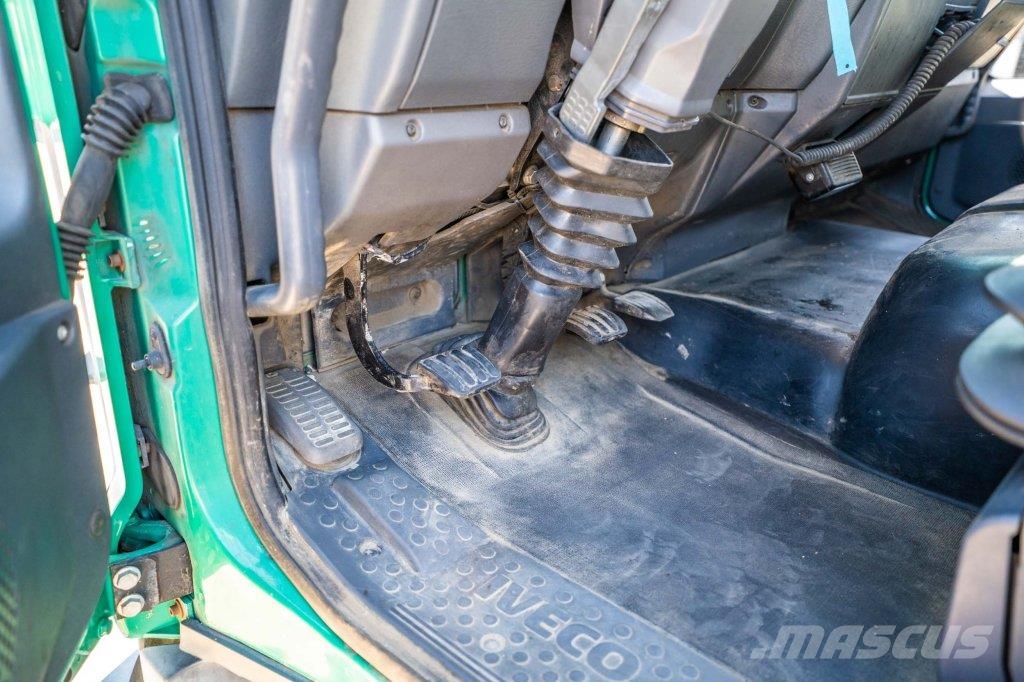 Iveco EUROCARGO 120E18 Camion cassonati