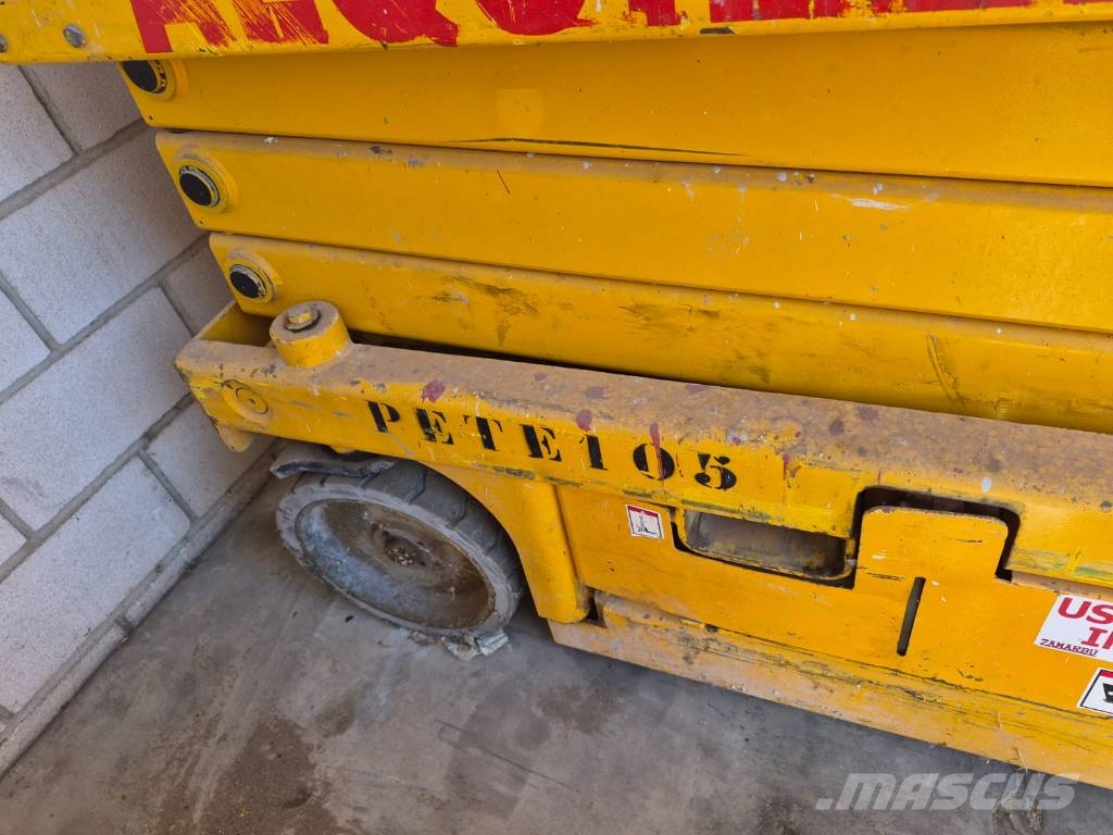 Haulotte Compact 10 N Šķerveida pacēlāji