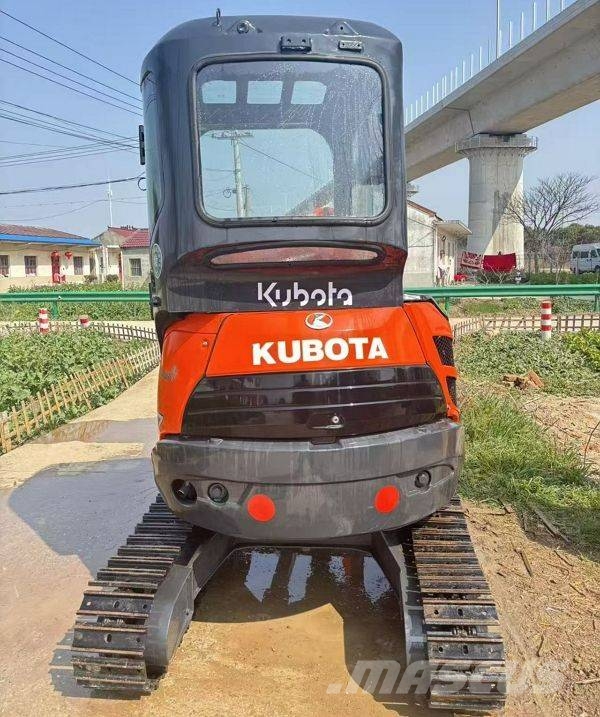 Kubota U 27 Minigrävare < 7t