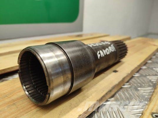 Fendt 516 Favorit (TD226B-6) shaft turbomatic Motoren