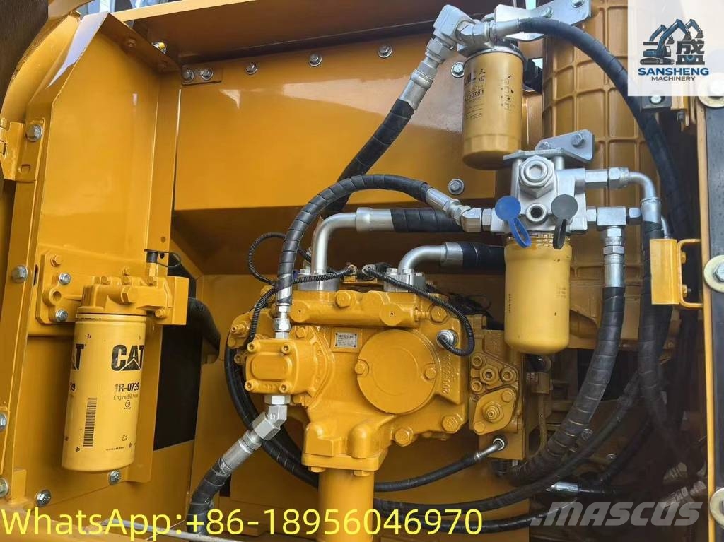 CAT 320D2 Bagri goseničarji