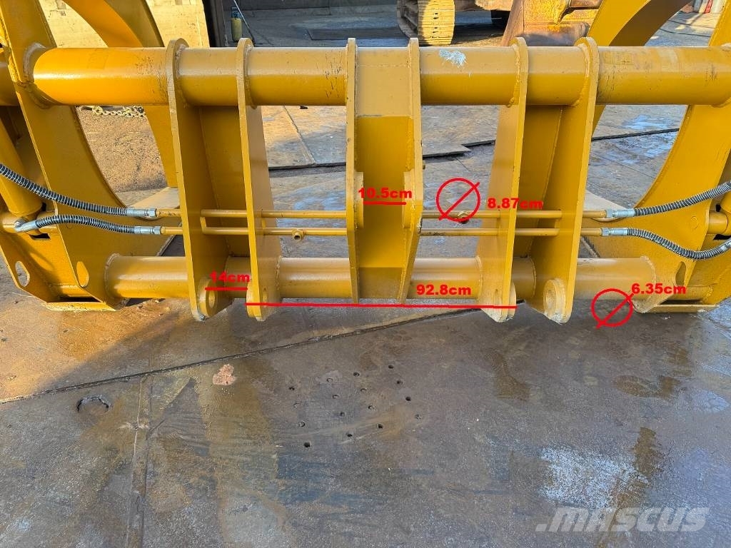 CAT 966 log forks clamp Garras