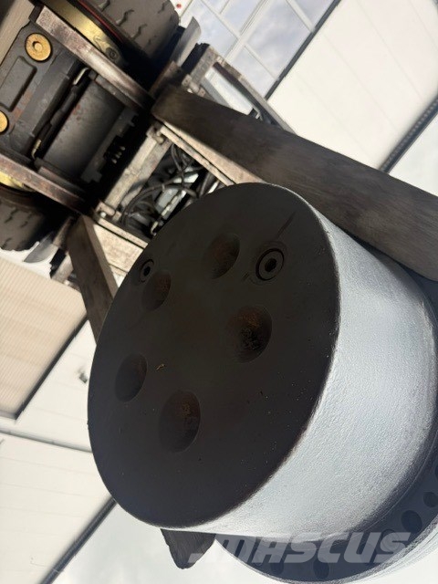 Liebherr R 954 HD FINAL DRIVE FAT 500/035 Transmisiones