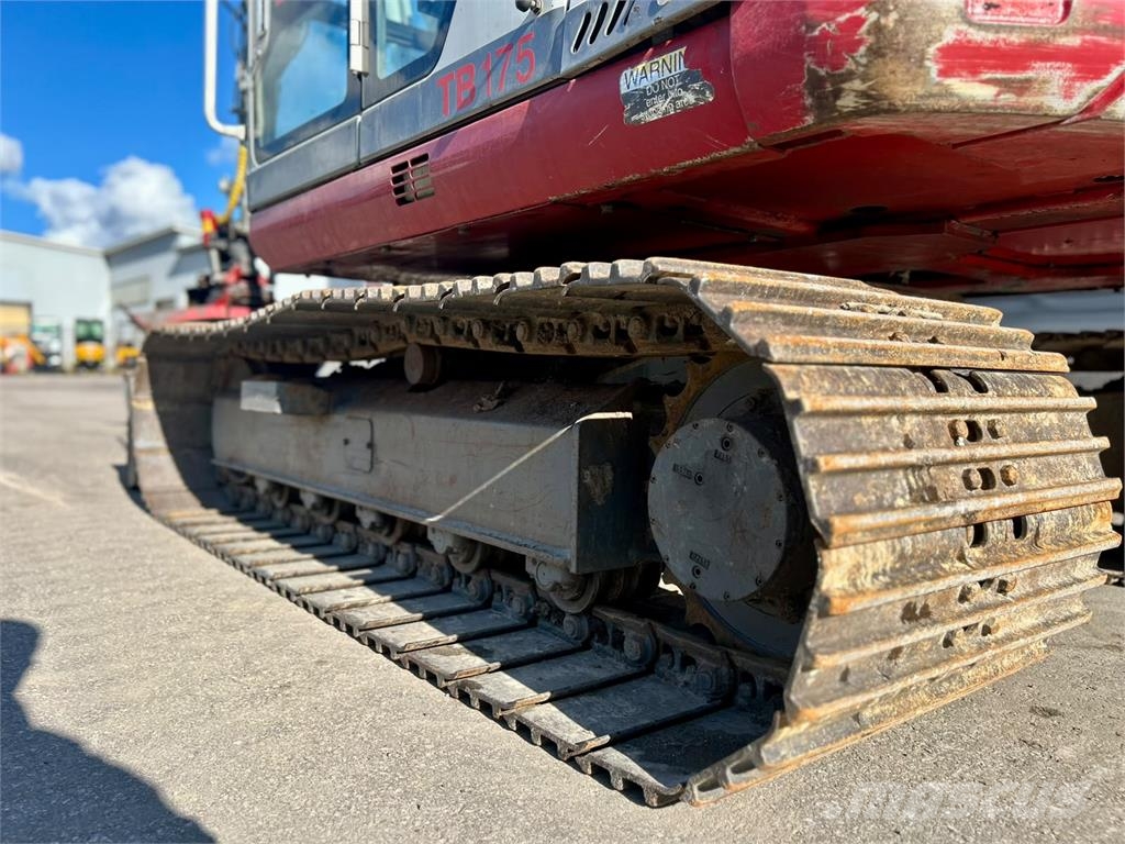 Takeuchi TB175 PYÖRITTÄJÄLLÄ Mini pelle 7t-12t