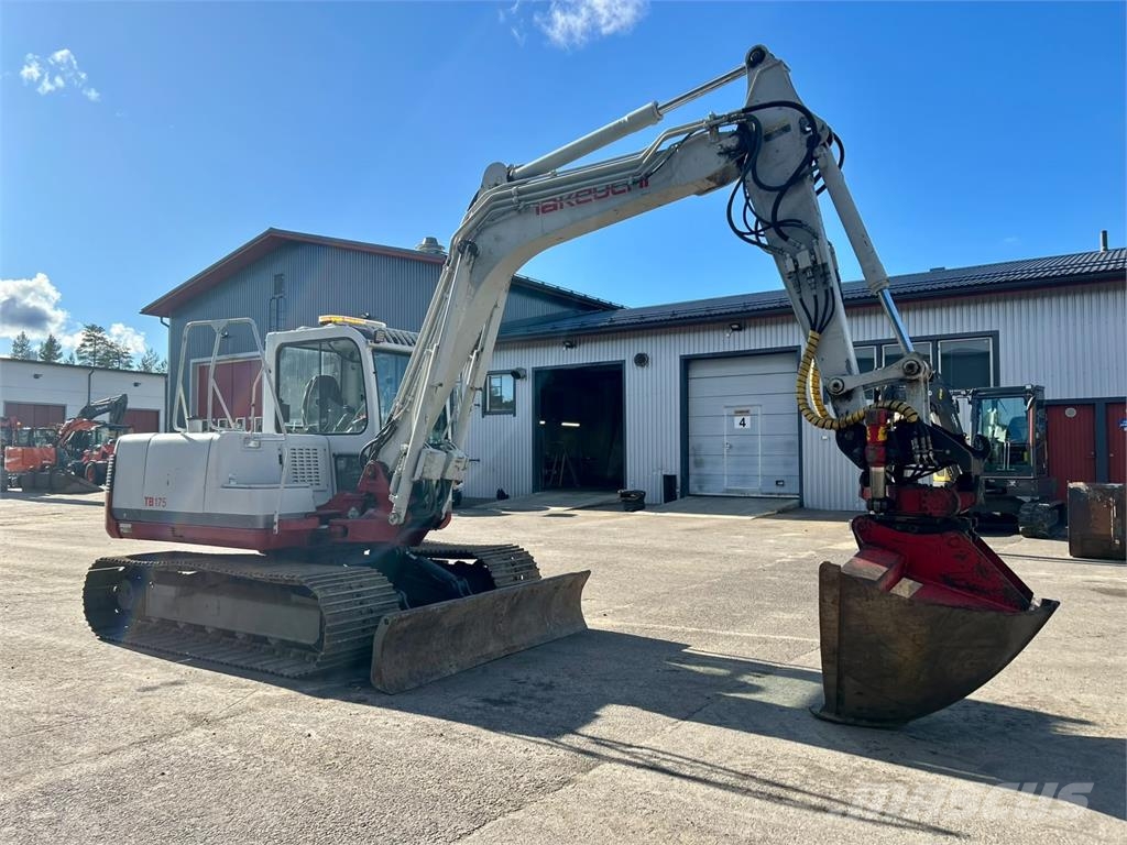 Takeuchi TB175 PYÖRITTÄJÄLLÄ Mini pelle 7t-12t
