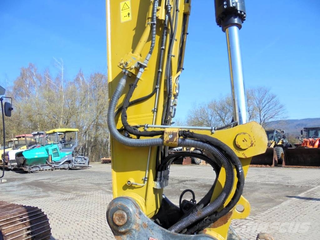 CAT 326 F LN 履带挖掘机