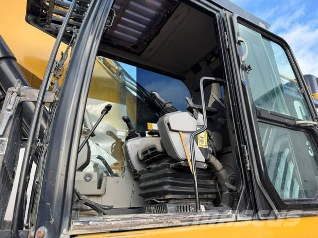 CAT 352 F Kāpurķēžu ekskavatori