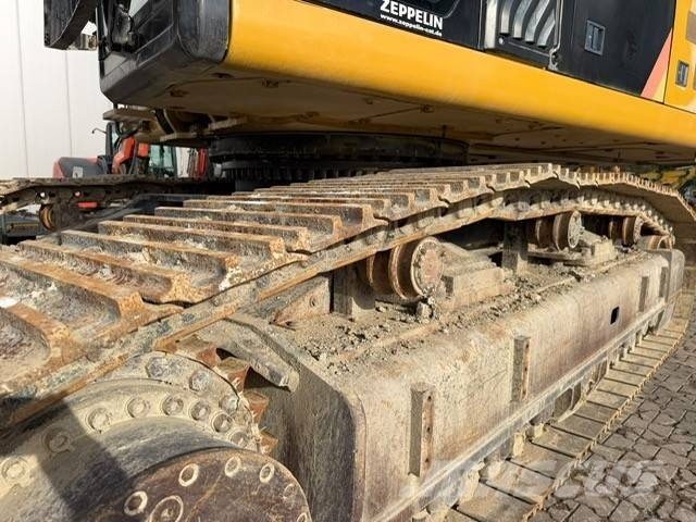 CAT 352 F Kāpurķēžu ekskavatori