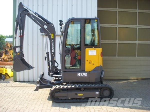 Volvo ECR 25 D MIETE / RENTAL Minibagger < 7t