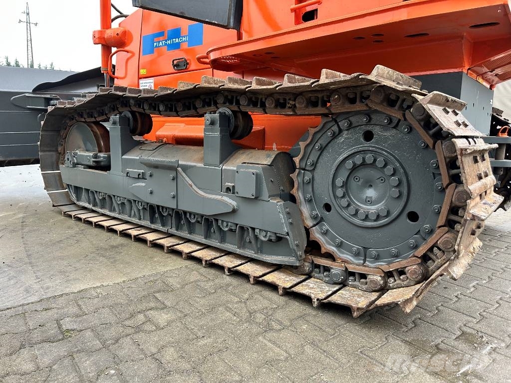 Fiat-Hitachi D 150 lánctalpas dózerek
